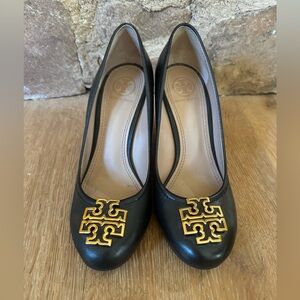 Tory Burch Black Wedges Gold Logo Size 4.5 price firm!